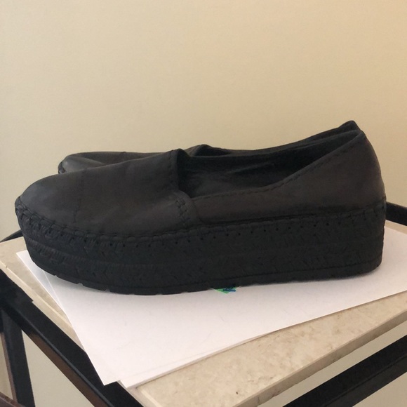 Black PRADA platform shoes - Picture 3 of 6